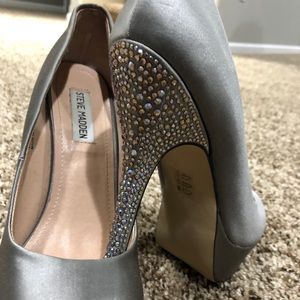 Beautiful Steve Madden heels